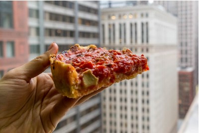 Pequod's best pizza in Chicago, IL